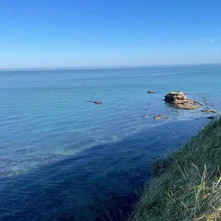 Parco Dei Limoni شقة